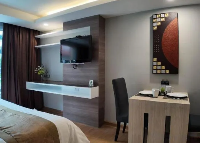 Icheck Residences Sukhumvit 20 Hotel