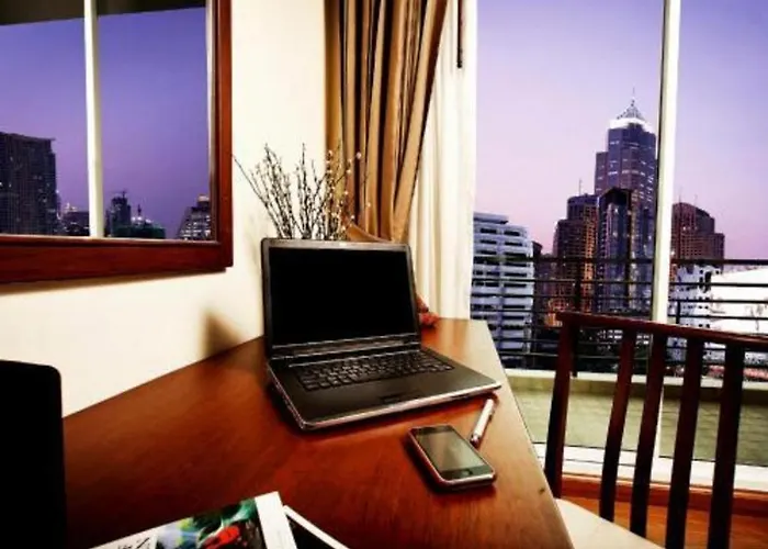 Hotel Icheck Residences Sukhumvit 20 4*