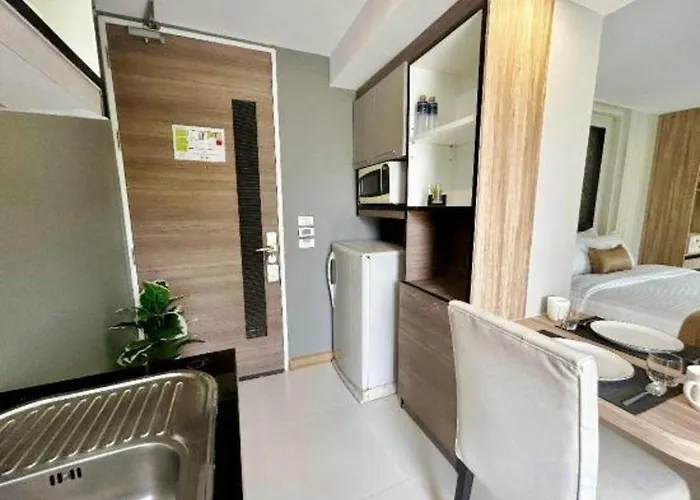 Icheck Residences Sukhumvit 20 Hotel