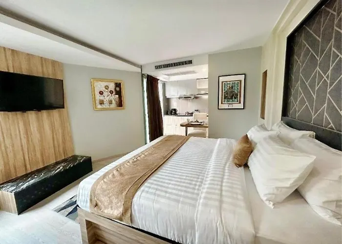 Icheck Residences Sukhumvit 20 Hotel
