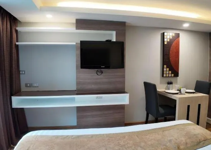 Icheck Residences Sukhumvit 20 Hotel